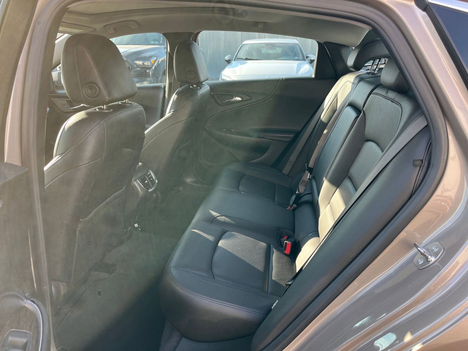 Used 2024 Chevrolet Malibu LT image 25