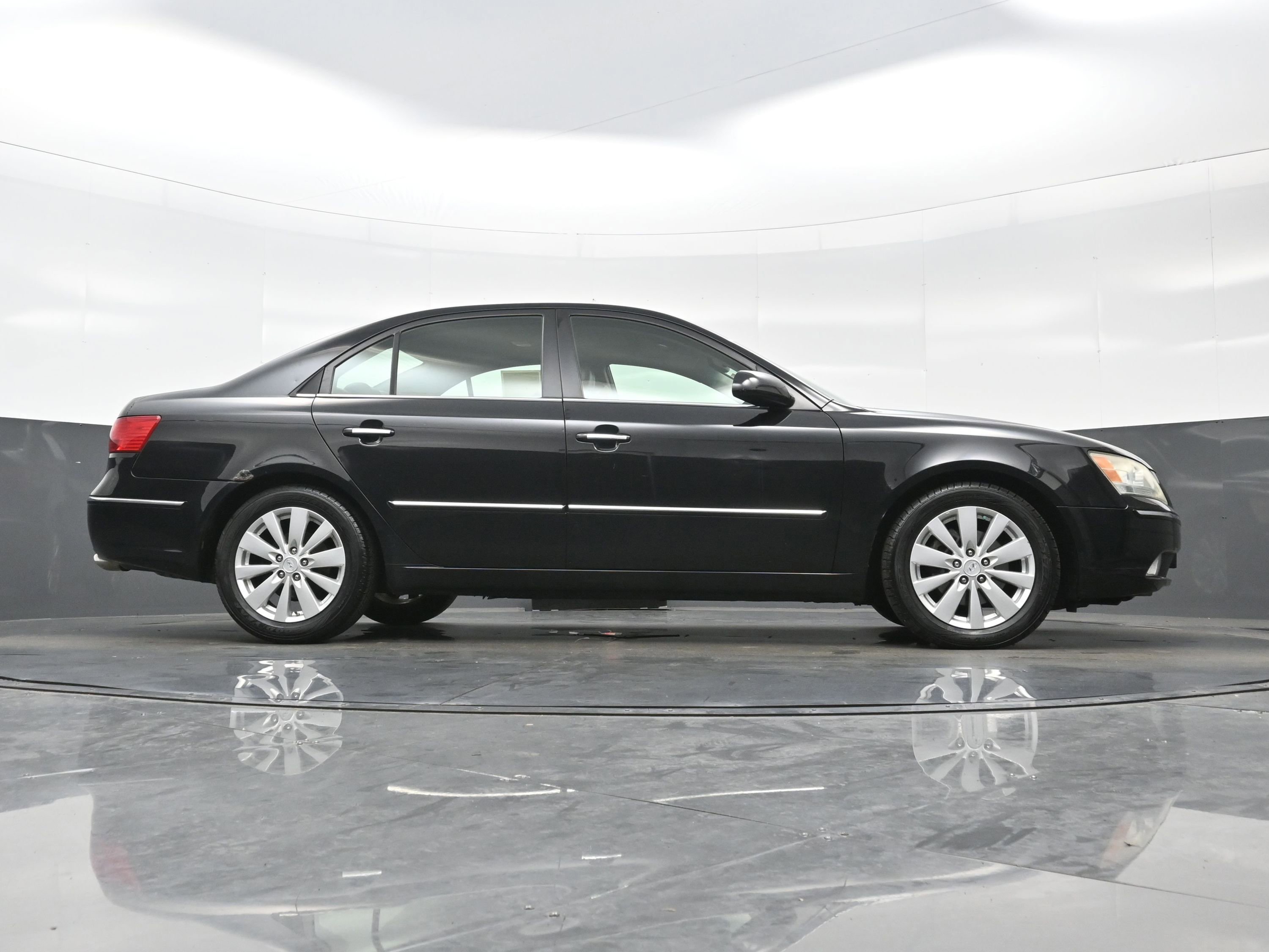 Used 2009 Hyundai Sonata Limited FWD image 28