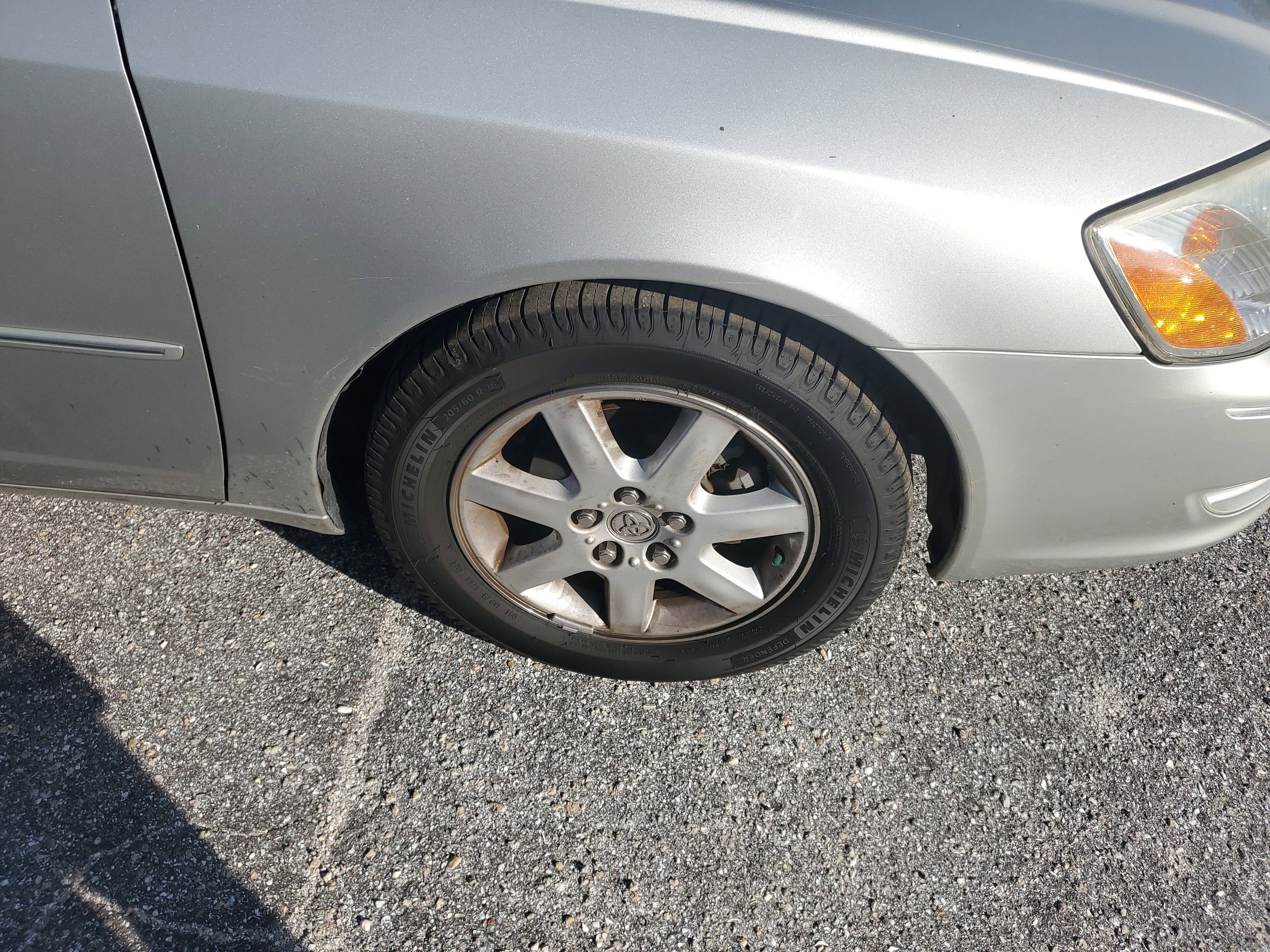 Used 2003 Toyota Avalon XL FWD image 4