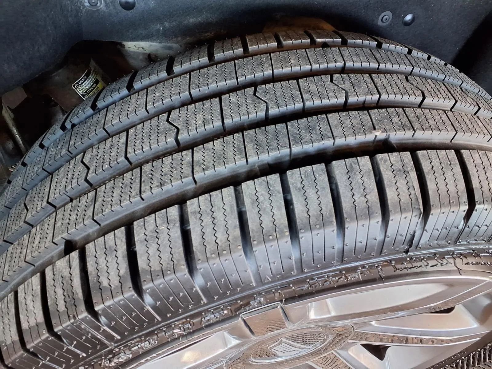 Used 2020 Cadillac Escalade Luxury image 10