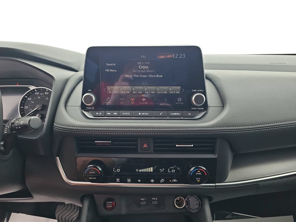 Used 2026 Nissan Rogue SV FWD image 20