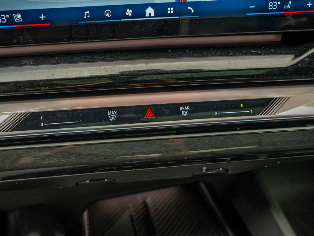 Used 2024 BMW i5 eDrive40i w/ M Sport Package RWD image 34