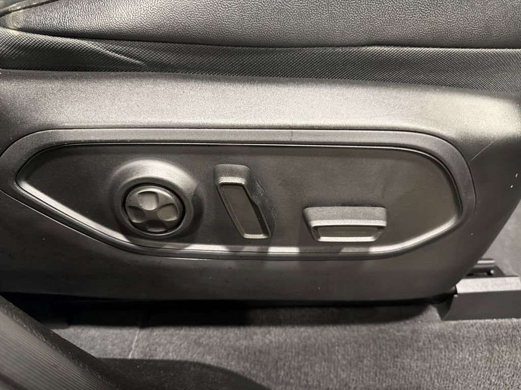 Used 2023 Jeep Grand Cherokee Limited image 20