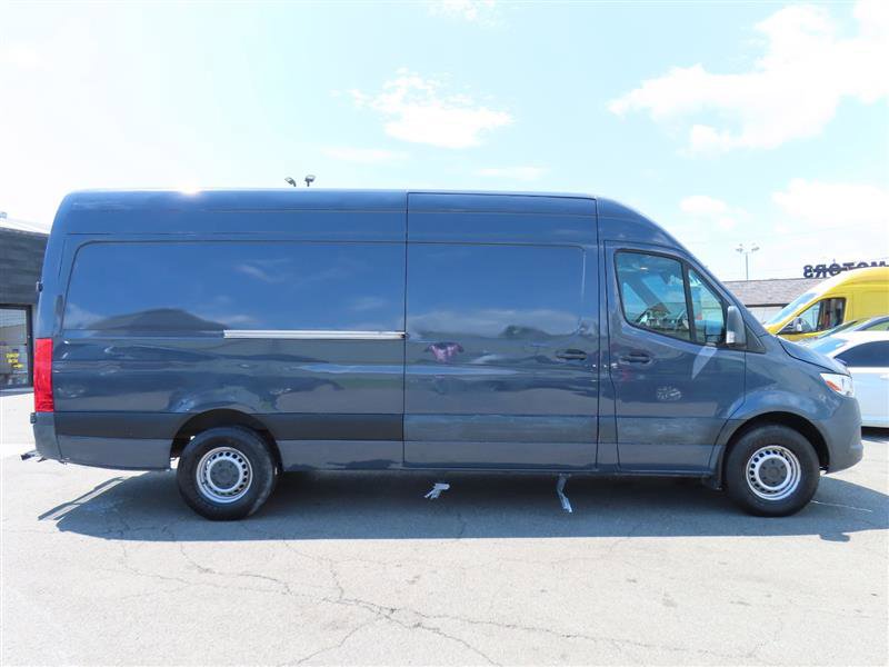 Used 2019 Mercedes-Benz Sprinter 170 image 17
