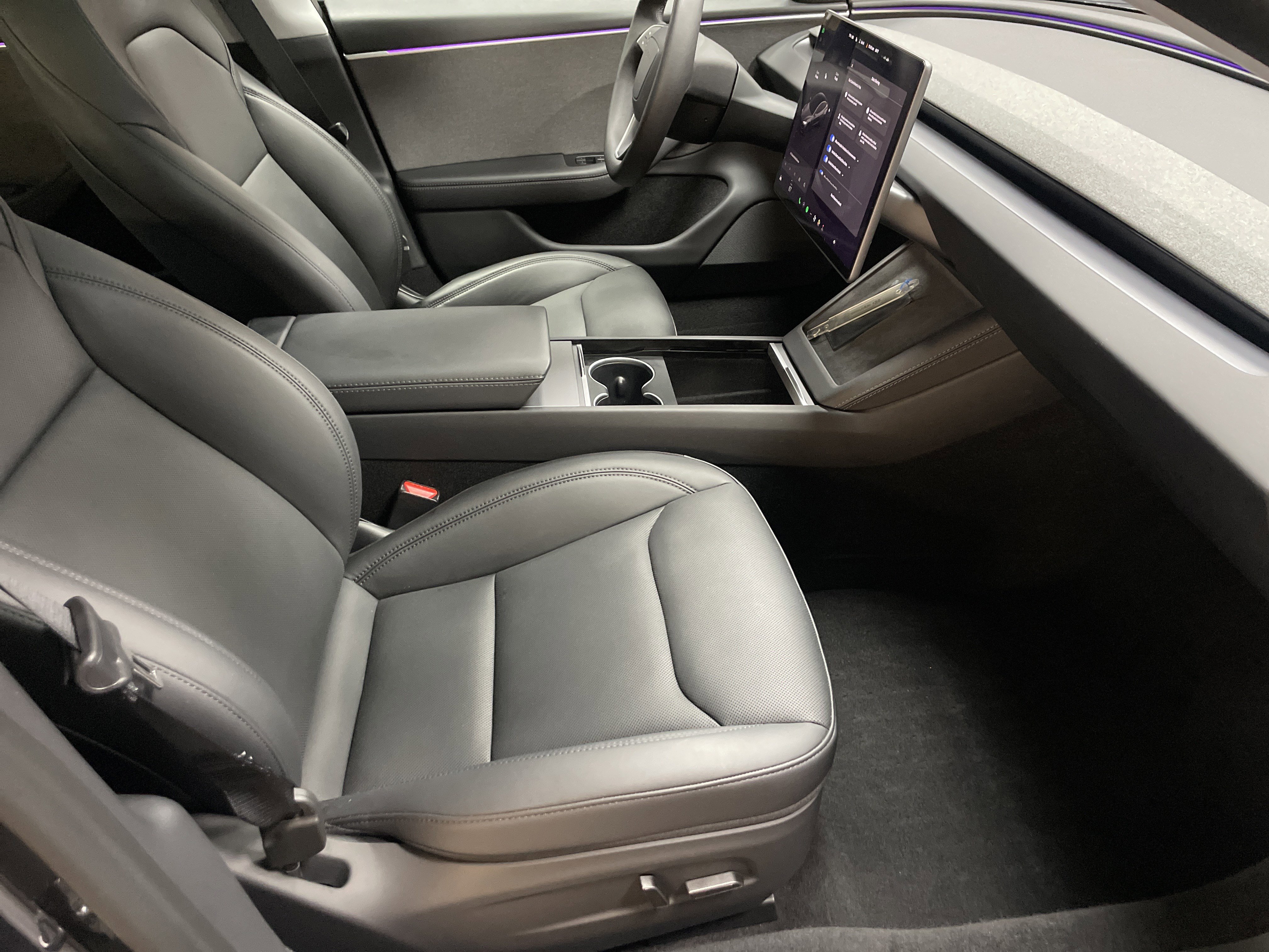 Used 2025 Tesla Model 3 Long Range image 34