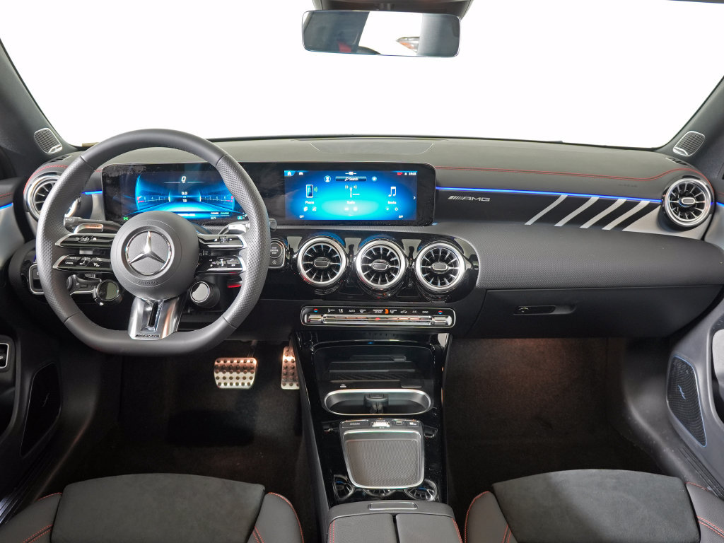Certified 2025 Mercedes-Benz CLA 35 AMG 4MATIC image 15