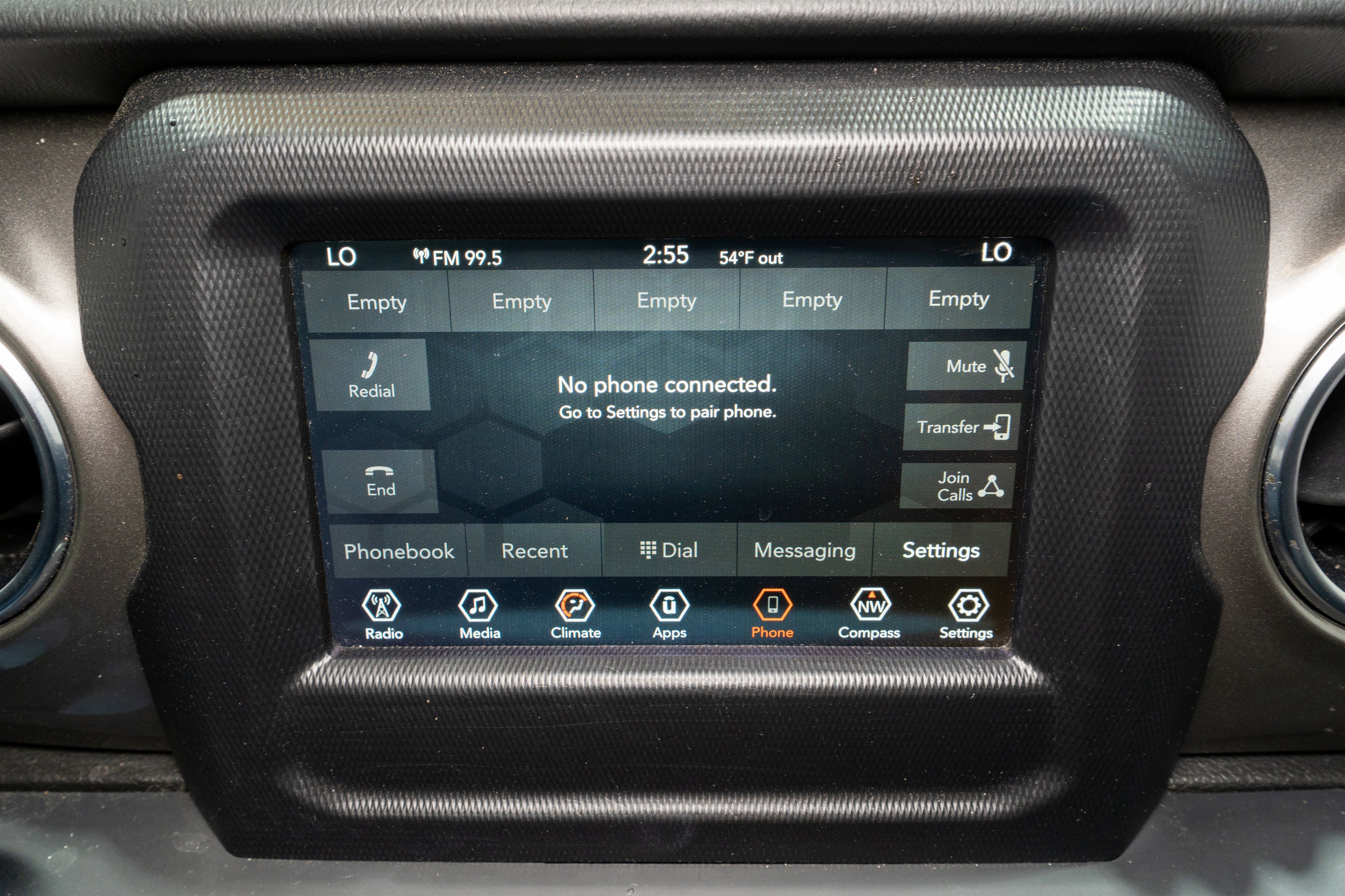 Used 2019 Jeep Wrangler Unlimited Sahara w/ LED Lighting Group image 17