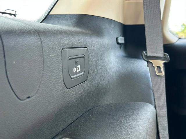 Certified 2022 Jeep Grand Cherokee L Limited RWD image 38