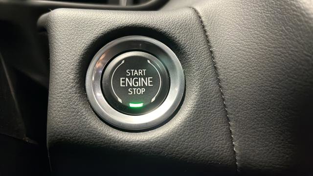 Used 2022 GMC Yukon XL SLT w/ SLT Premium Package AWD/4WD image 23