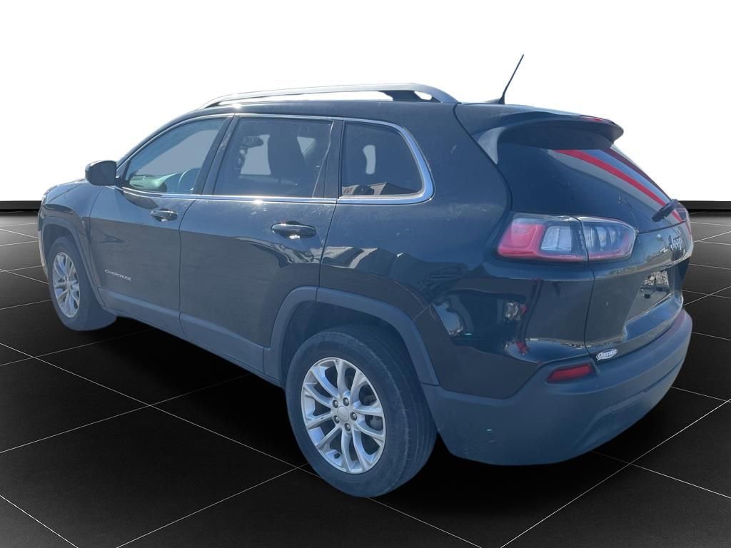 Used 2019 Jeep Cherokee Latitude w/ Popular Appearance Group image 3