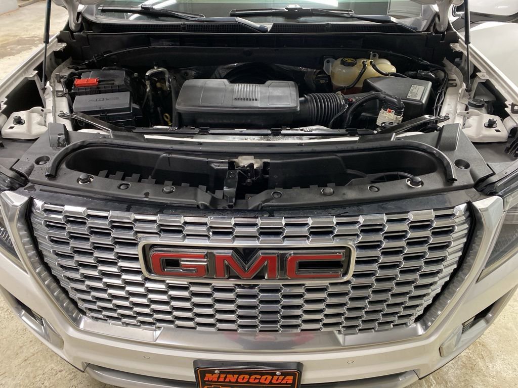 Used 2021 GMC Yukon Denali w/ Denali Premium Package image 57