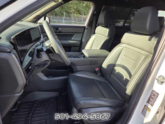 Used 2025 Hyundai Santa Fe Calligraphy FWD image 9