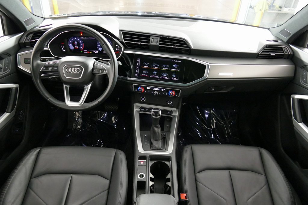 Used 2023 Audi Q3 2.0T Premium image 24