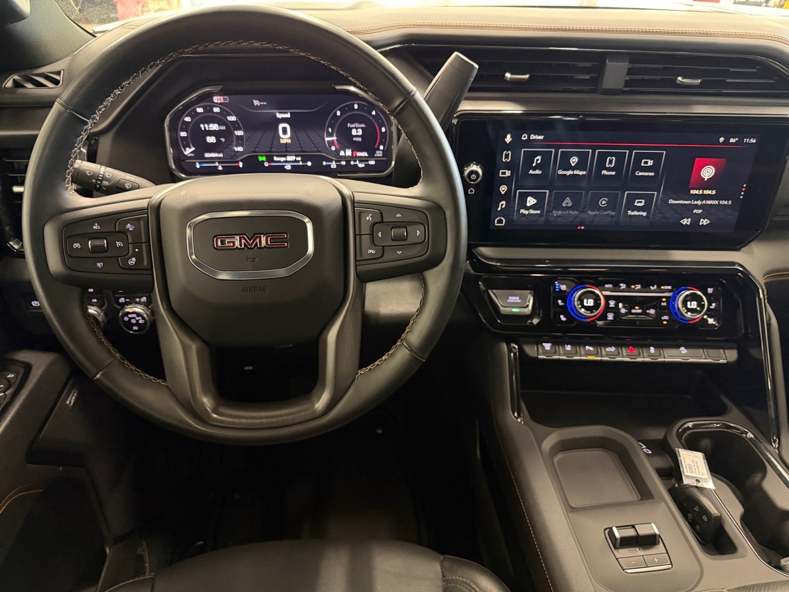 Used 2025 GMC Sierra 2500 AT4 w/ AT4 Premium Plus Package AWD/4WD image 13