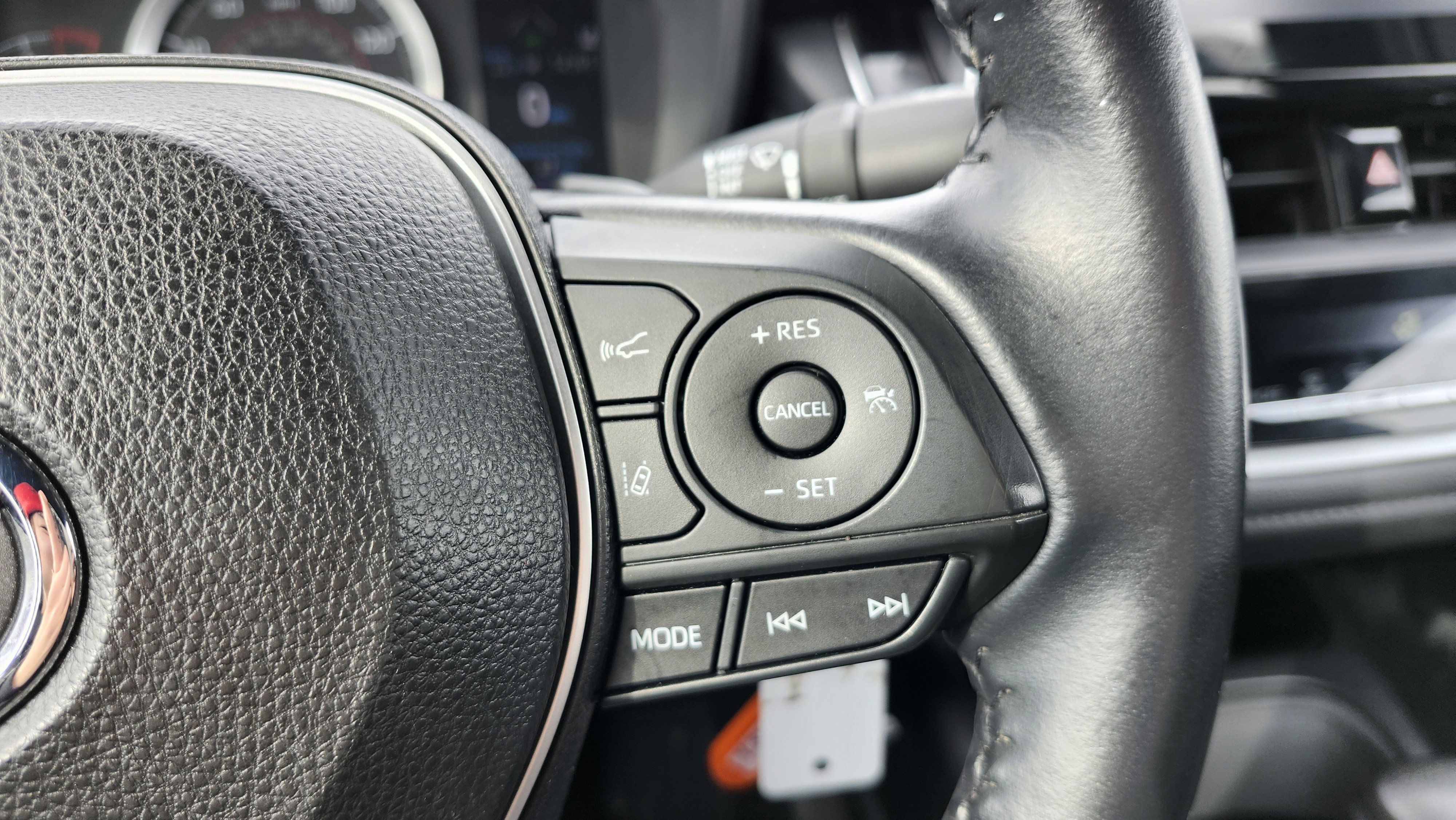 Used 2020 Toyota Corolla SE image 31