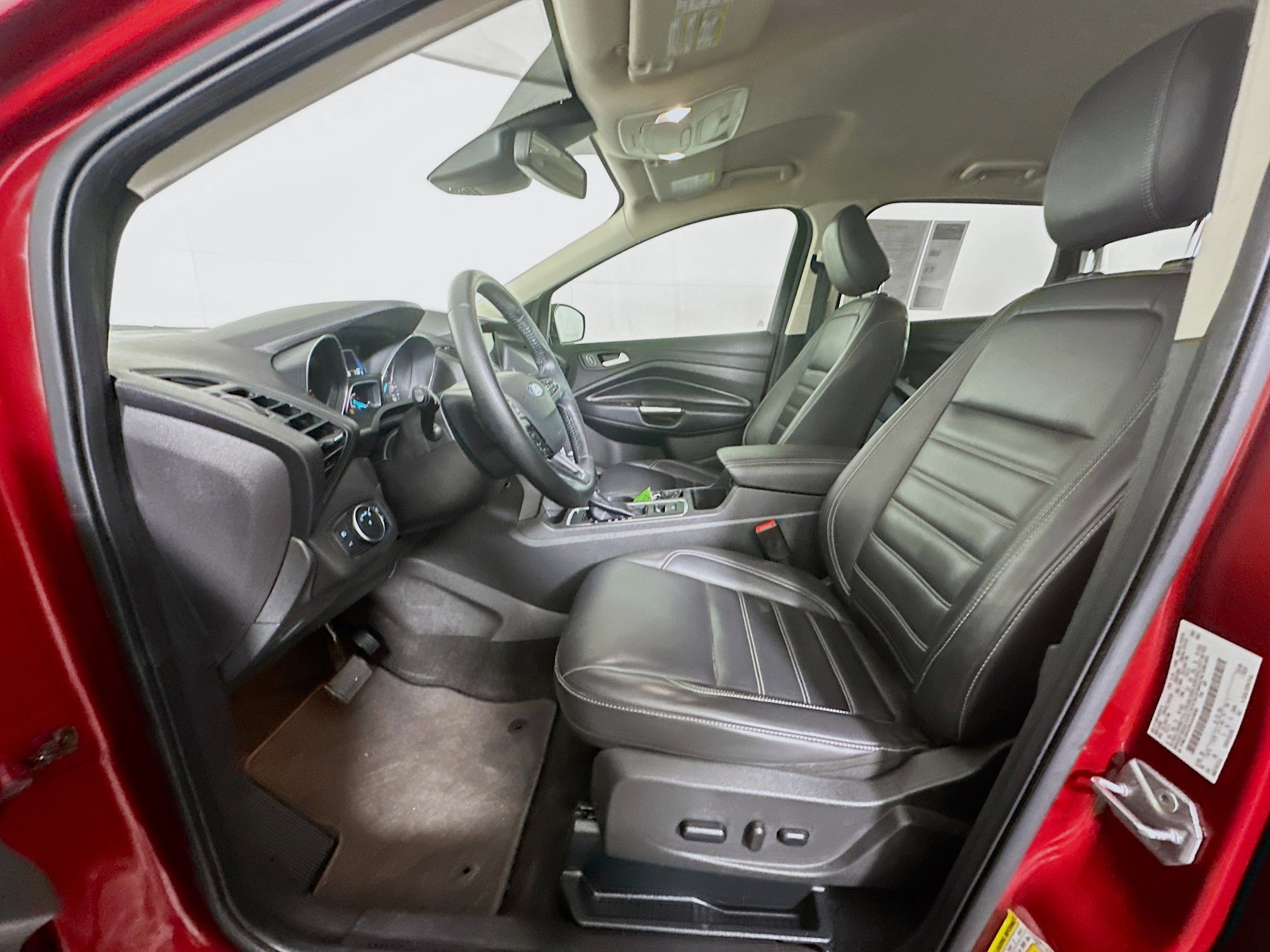 Used 2019 Ford Escape SEL FWD image 13