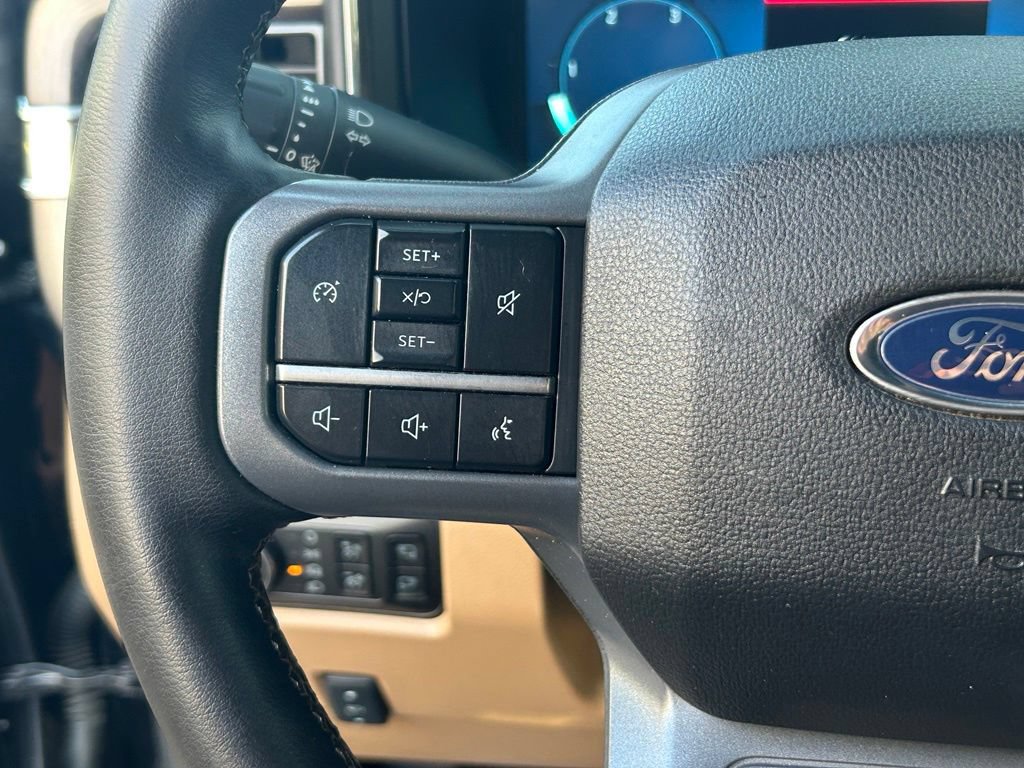 Used 2026 Ford F250 Lariat AWD/4WD image 39
