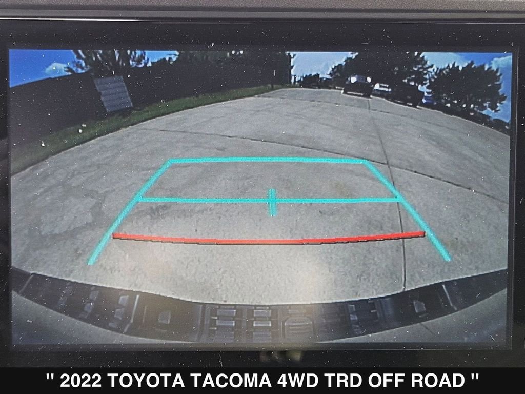 Used 2022 Toyota Tacoma TRD Off-Road w/ Technology Package AWD/4WD image 31