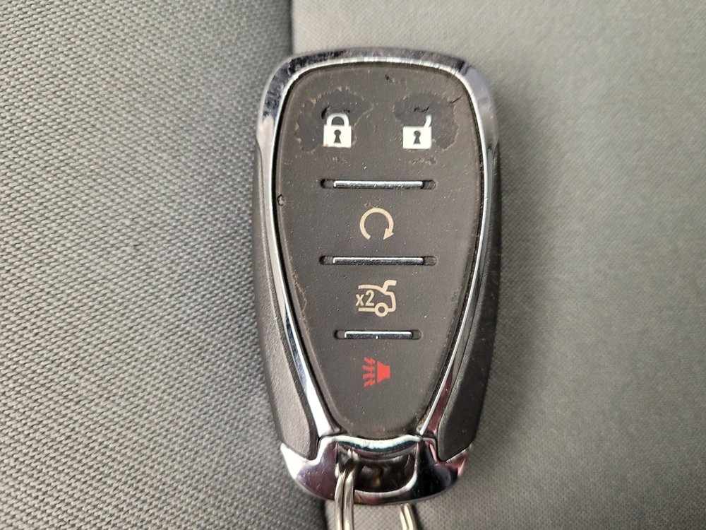 Used 2023 Chevrolet Malibu LT image 32