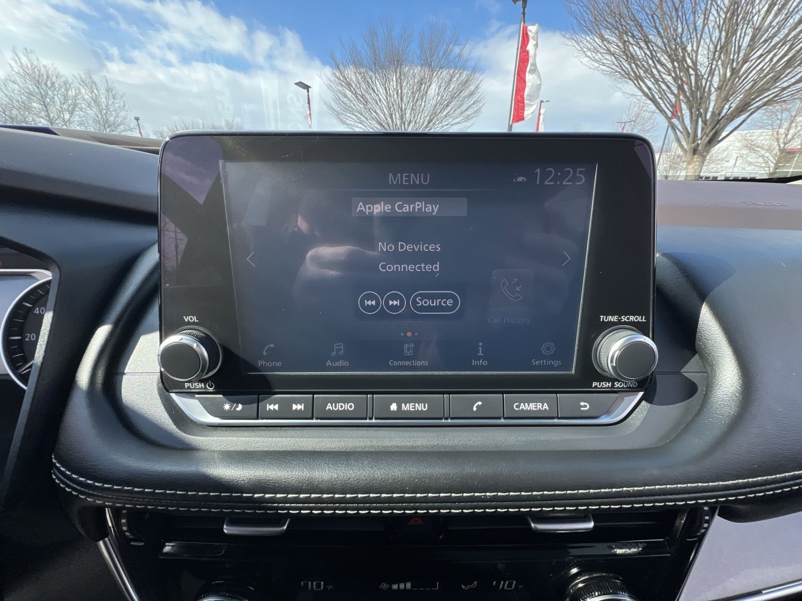 Used 2022 Nissan Rogue SV image 18