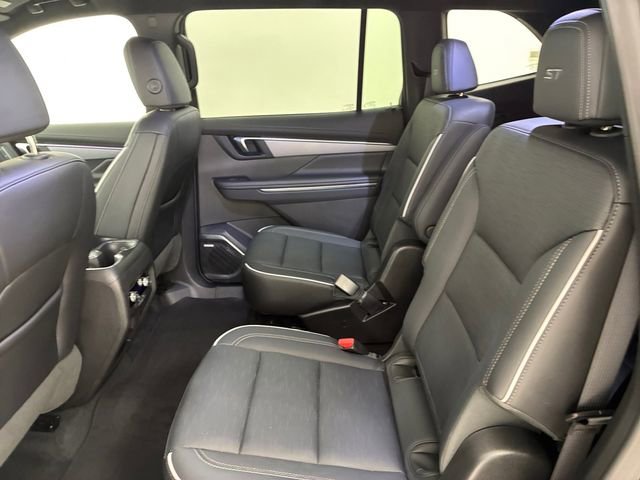 Used 2025 Buick Enclave Sport Touring w/ Power Package image 18