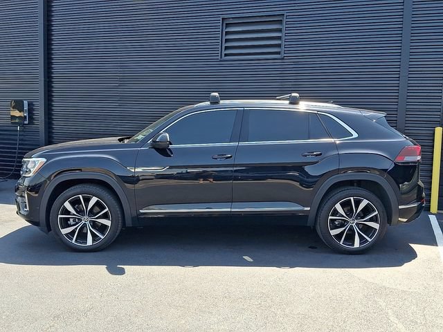 Used 2025 Volkswagen Atlas Cross Sport SEL Premium R-Line AWD/4WD image 2