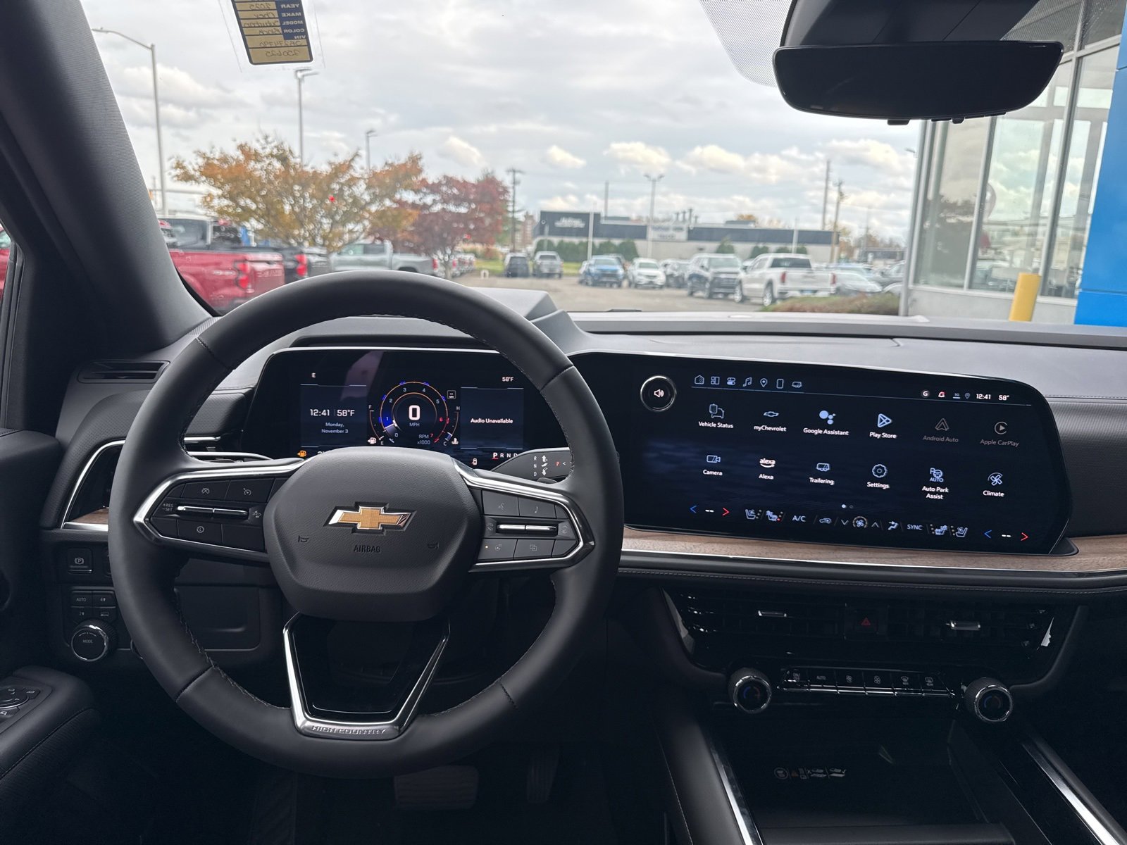 New 2025 Chevrolet Suburban High Country image 2