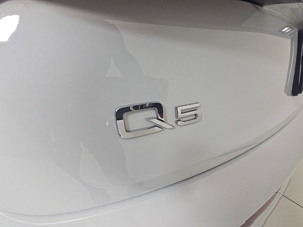 Used 2024 Audi Q5 2.0T Prestige image 11