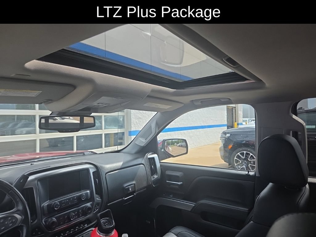 Used 2018 Chevrolet Silverado 1500 LTZ Z71 w/ LTZ Plus Package AWD/4WD image 14