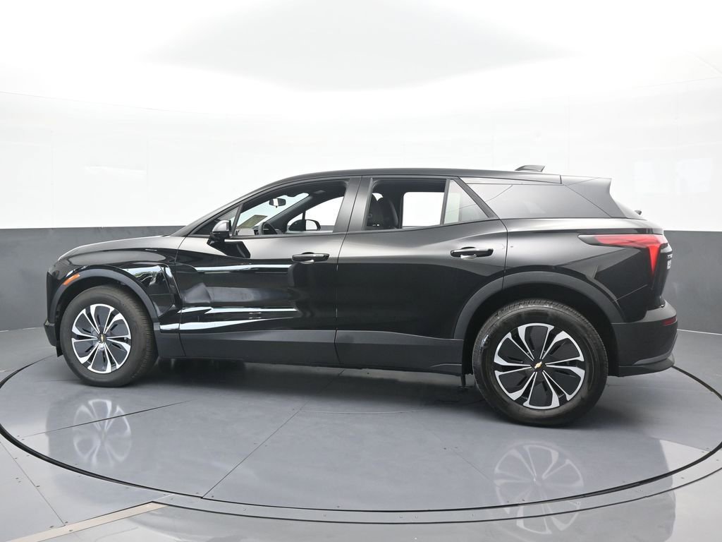 Used 2025 Chevrolet Blazer EV LT image 3