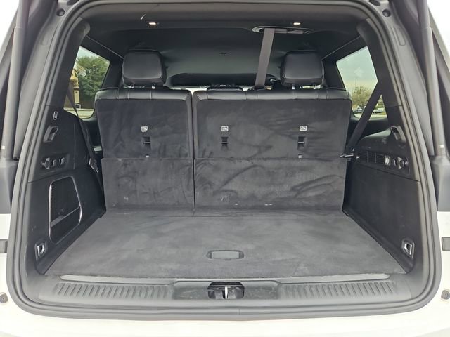 Used 2024 Jeep Wagoneer Series II w/ Flexible Seating Group image 17