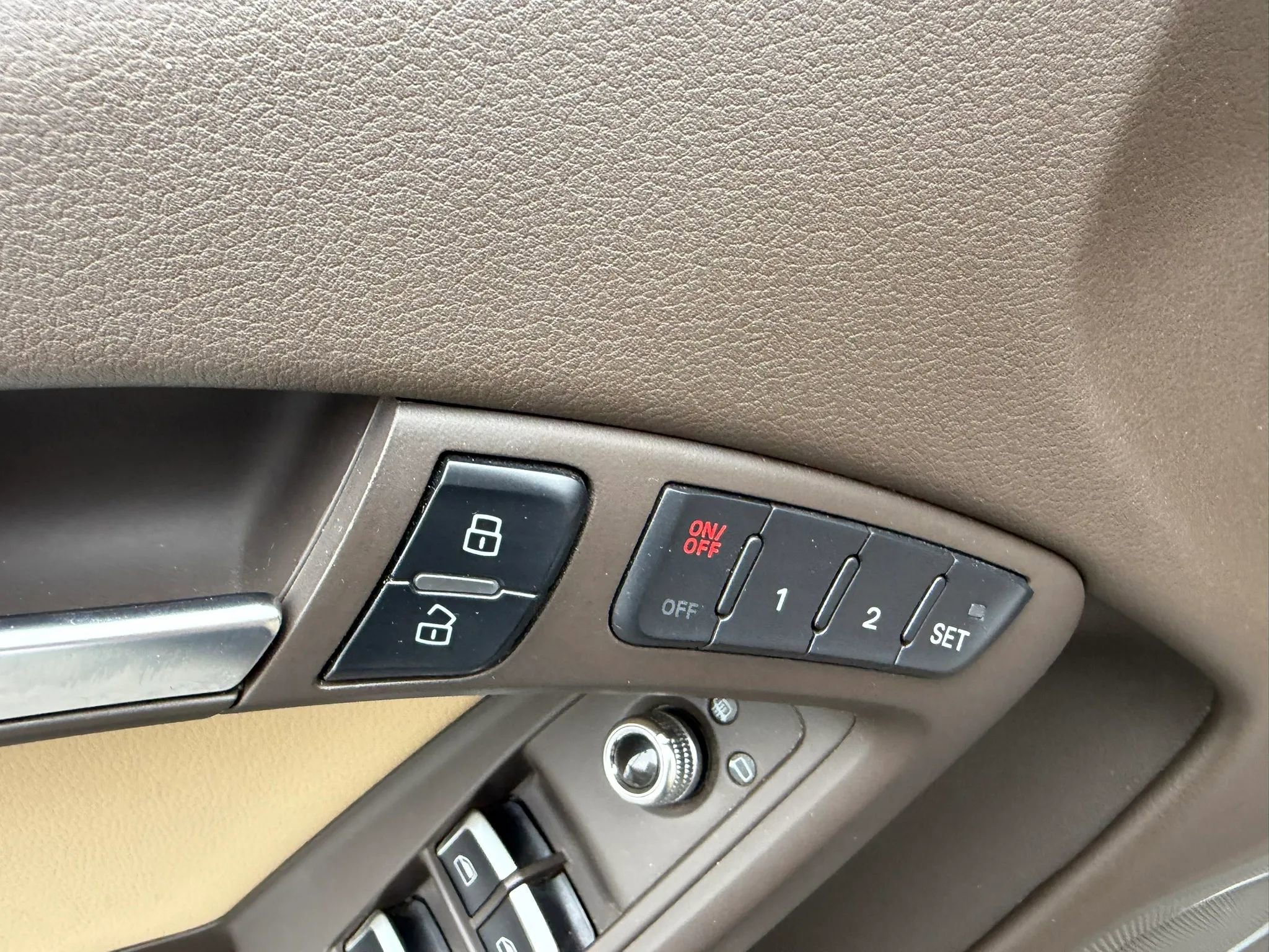 Used 2013 Audi A5 2.0T Prestige image 16