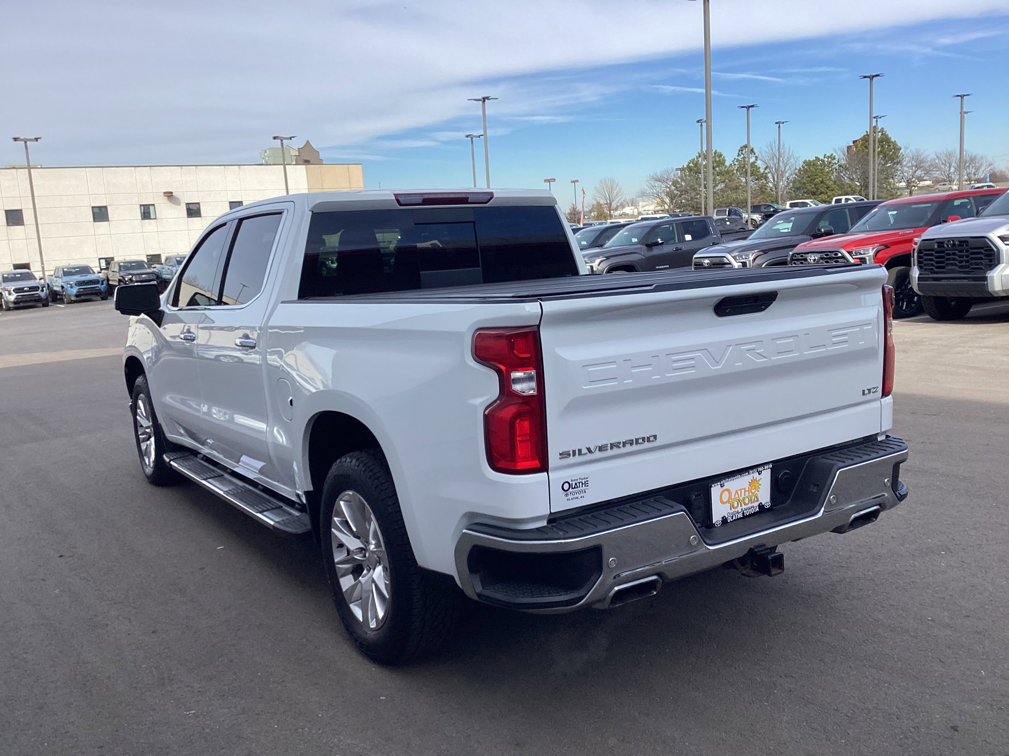 Used 2021 Chevrolet Silverado 1500 LTZ image 9