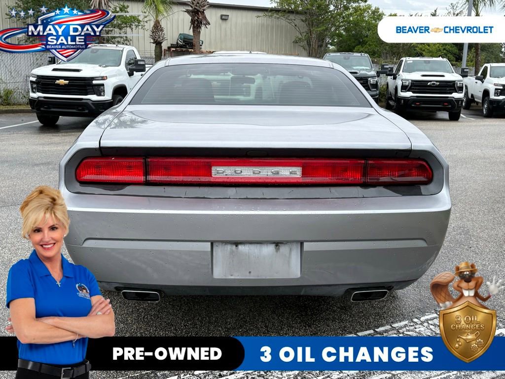 Used 2013 Dodge Challenger SXT RWD image 5