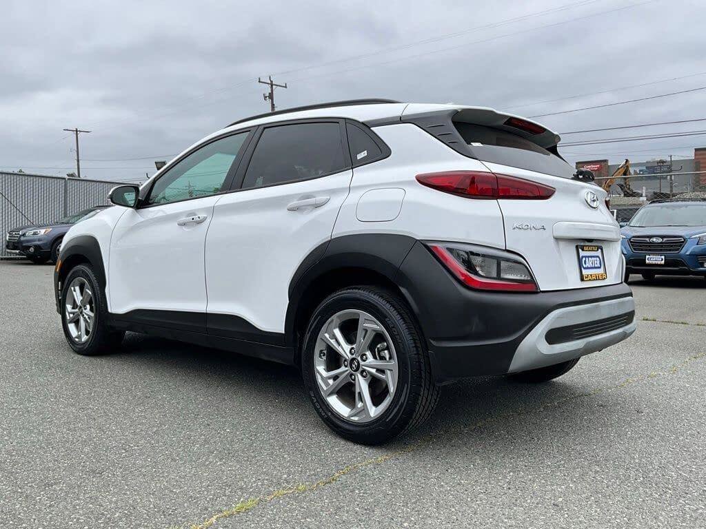 Used 2023 Hyundai Kona SEL AWD/4WD image 6