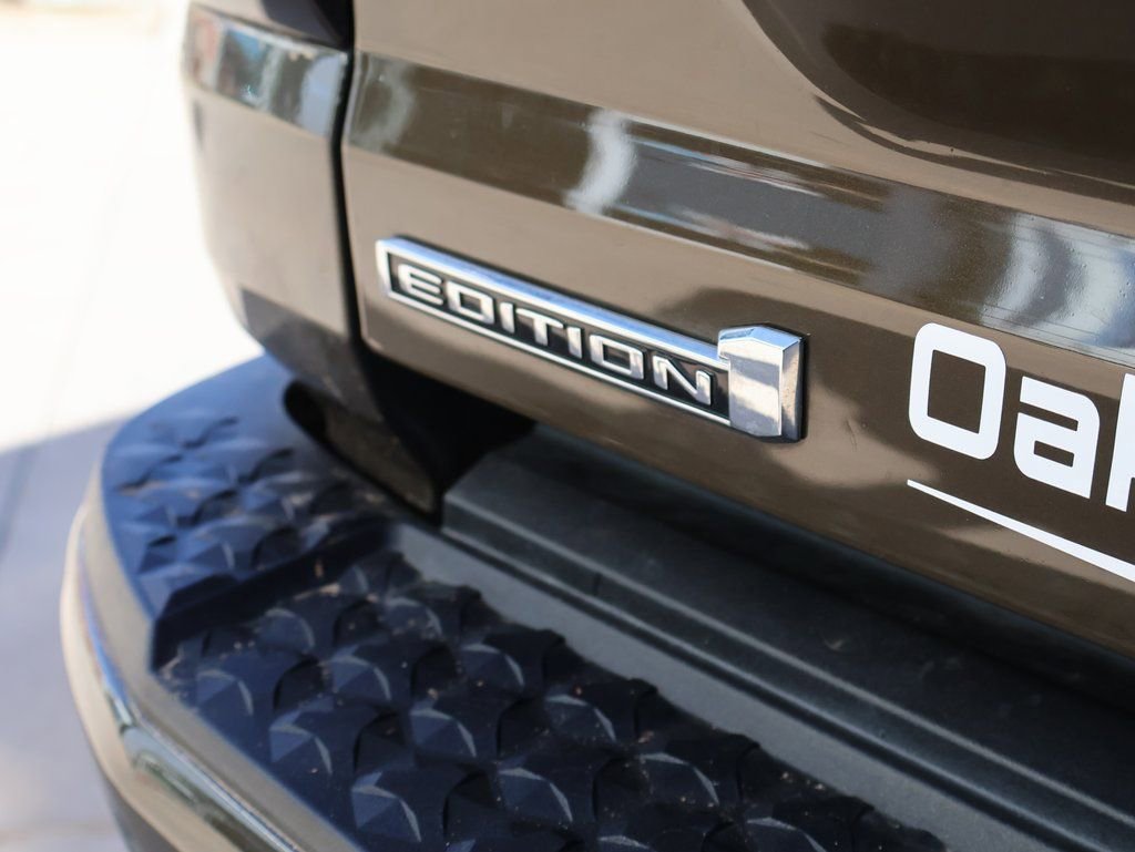 Used 2023 GMC Canyon AT4X w/ Edition 1 AWD/4WD image 19
