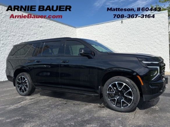 Used 2025 Chevrolet Suburban RST w/ Comfort Package AWD/4WD image 1