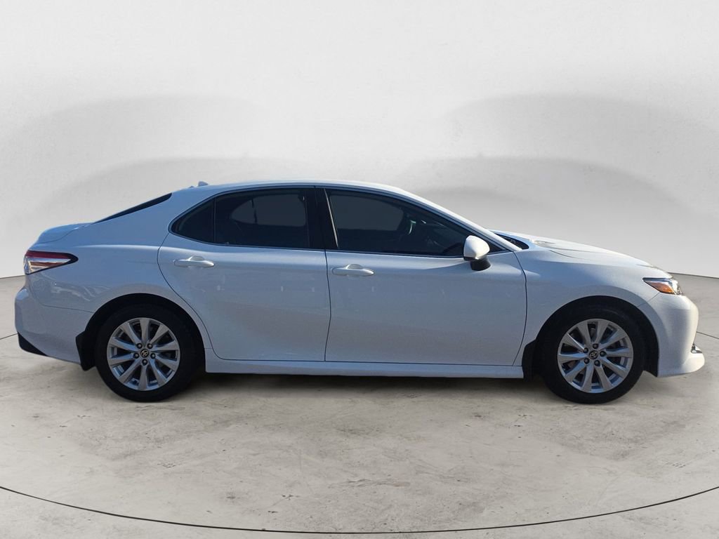 Used 2020 Toyota Camry LE w/ Carpet Mat Package FWD image 6