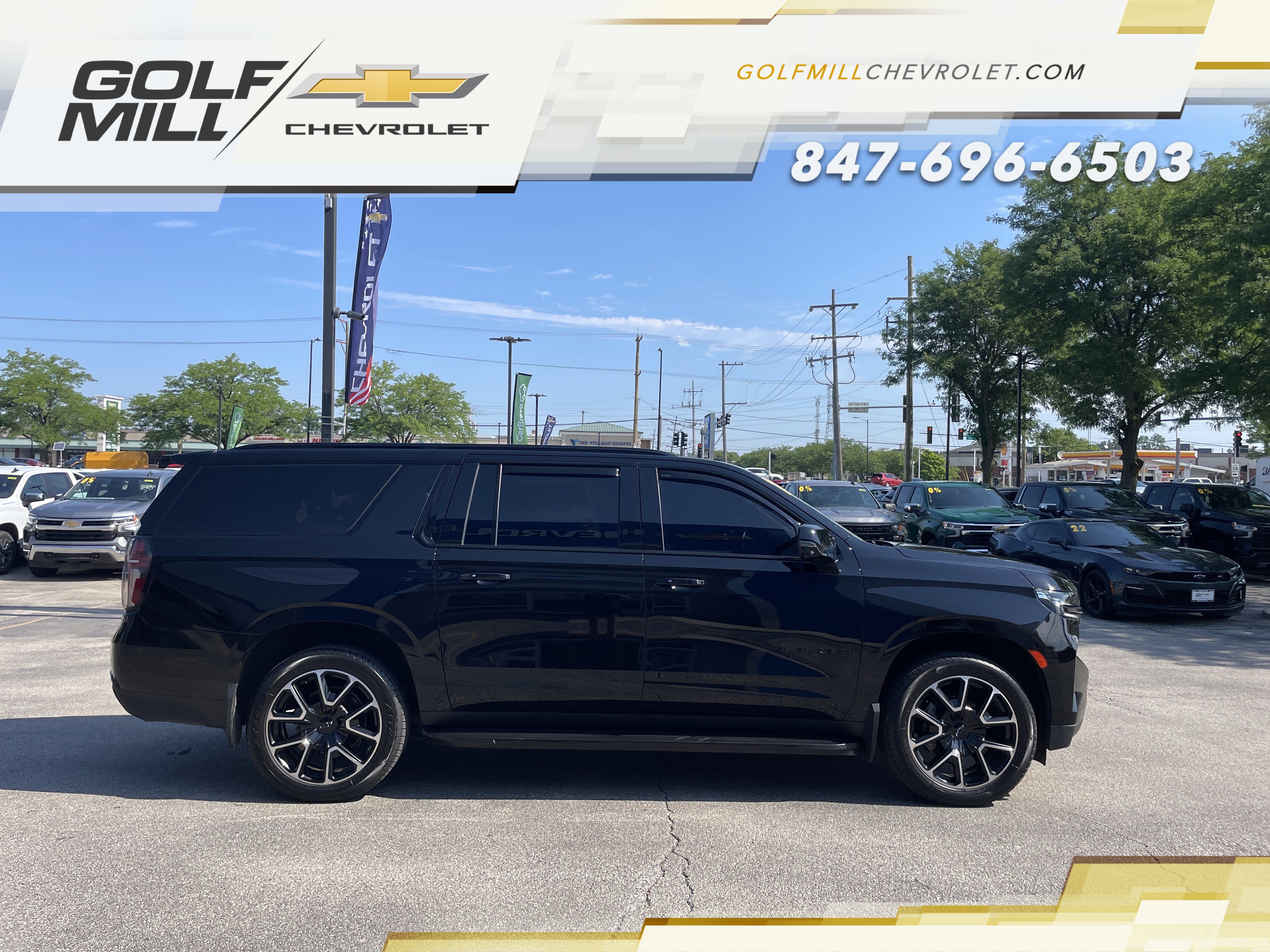 Used 2024 Chevrolet Suburban RST w/ Luxury Package AWD/4WD image 6