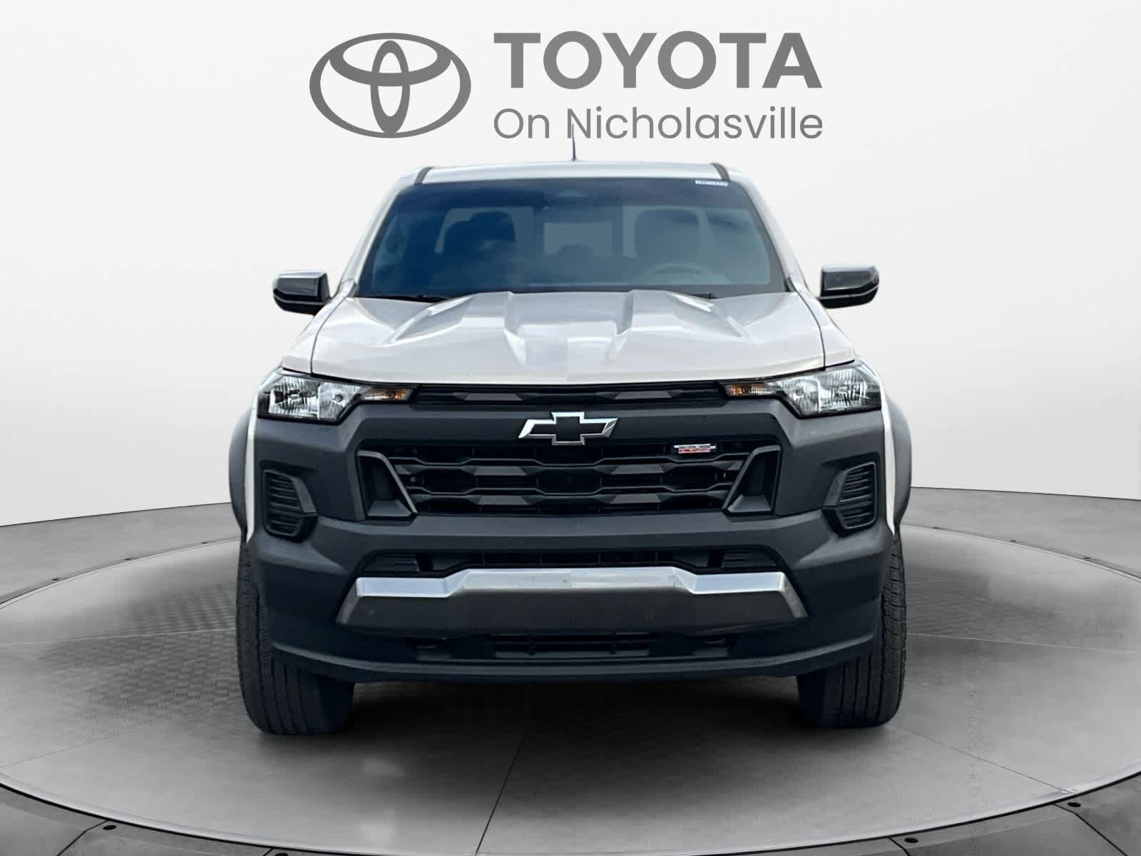 Used 2026 Chevrolet Colorado Trail Boss AWD/4WD image 8