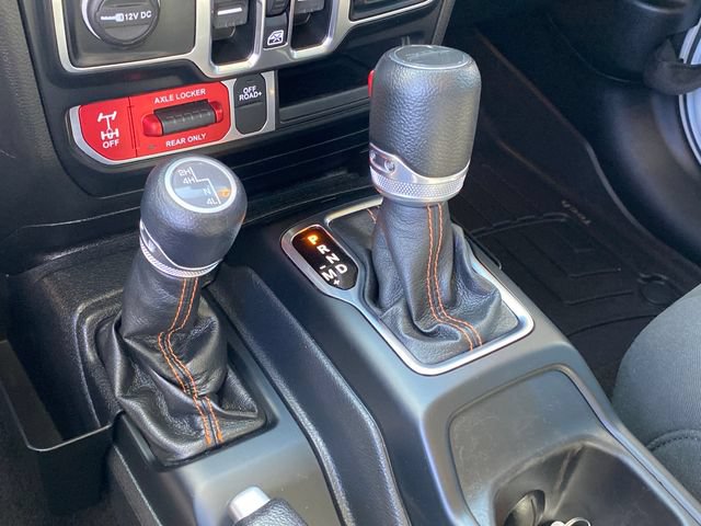Used 2022 Jeep Gladiator Mojave w/ Trailer Tow Package AWD/4WD image 13