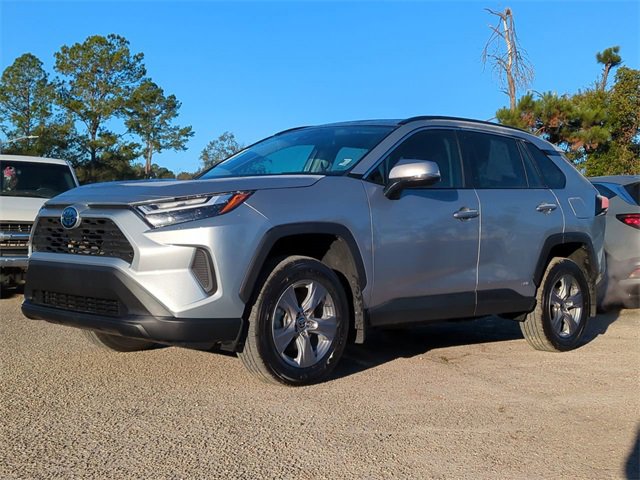 Used 2024 Toyota RAV4 XLE image 2