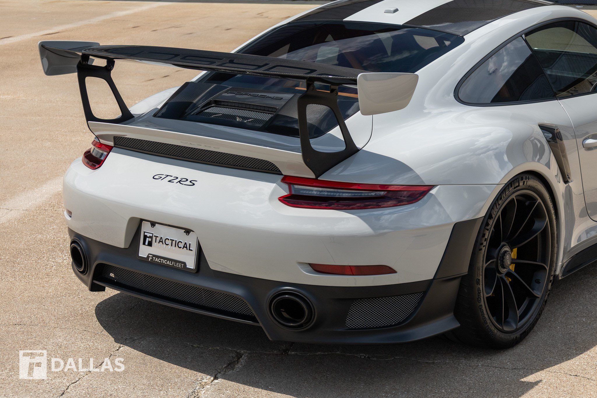 Used 2018 Porsche 911 GT2 RS RWD image 16