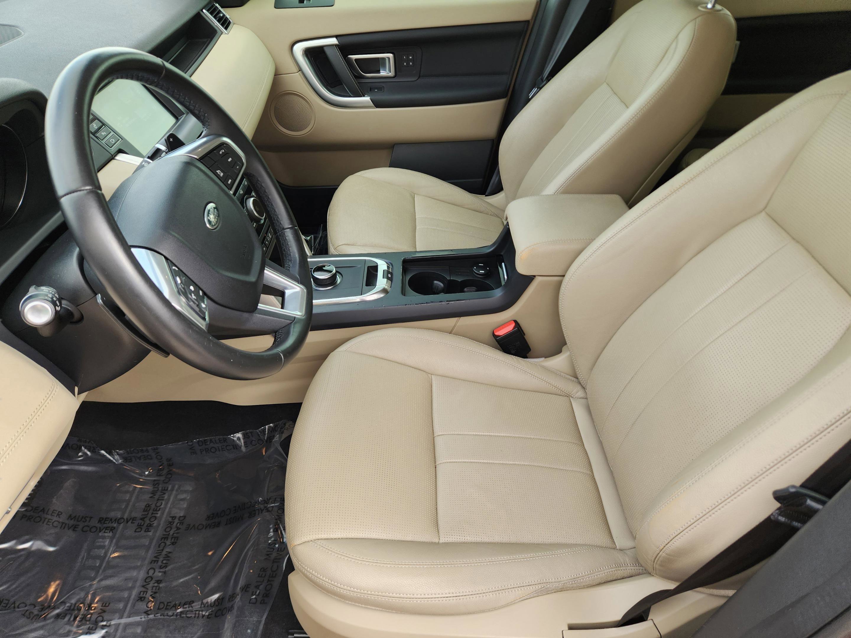 Used 2019 Land Rover Discovery Sport HSE AWD/4WD image 7