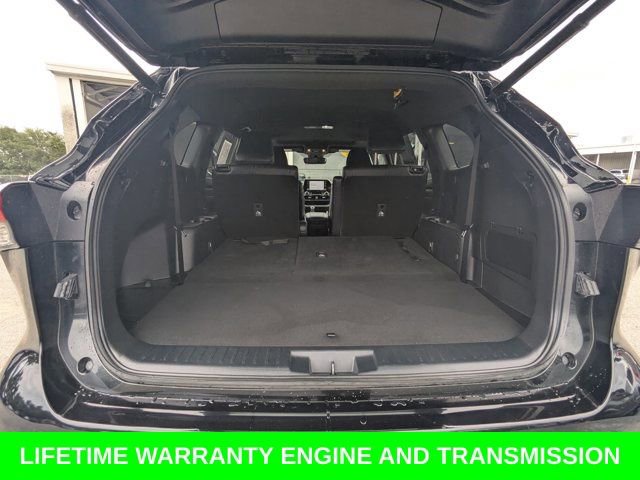 Used 2022 Toyota Highlander XSE AWD/4WD image 14