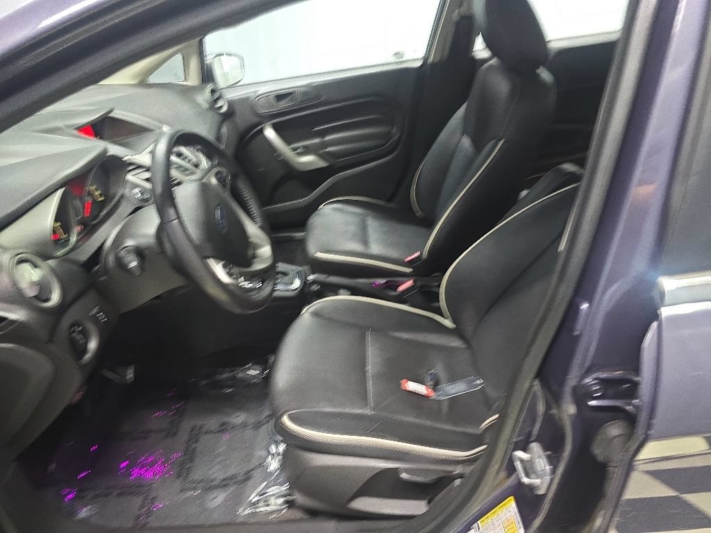 Used 2012 Ford Fiesta SEL FWD image 6
