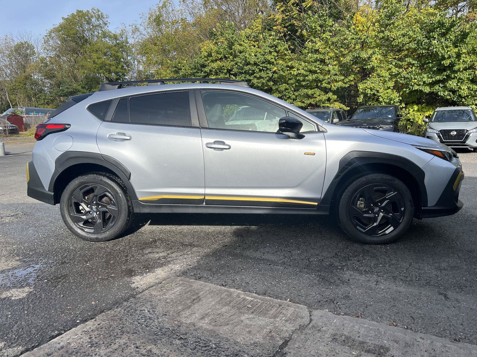 Used 2024 Subaru Crosstrek 2.5i Sport AWD/4WD image 2