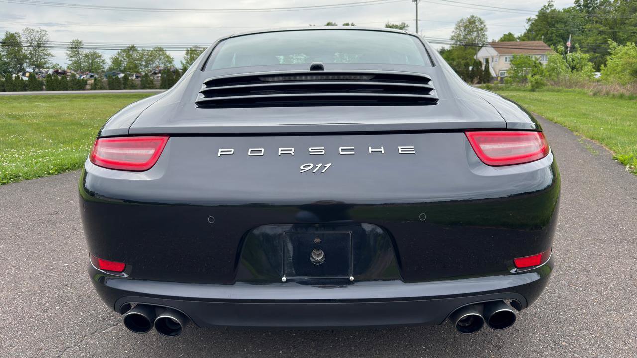 Used 2016 Porsche 911 Carrera Black Edition RWD image 25