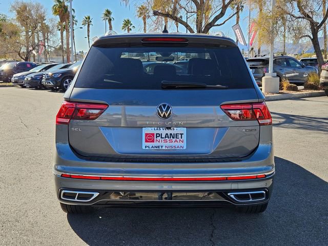 Used 2024 Volkswagen Tiguan SEL R-Line AWD/4WD image 7