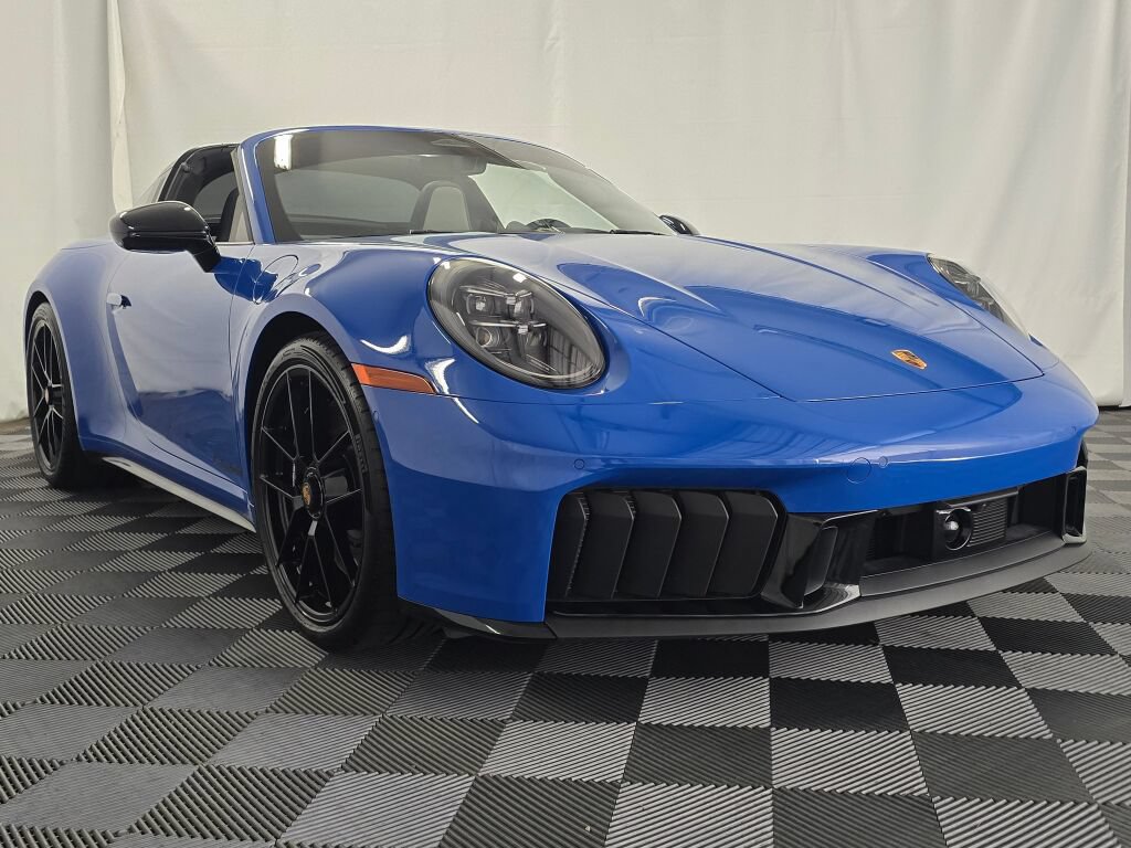 Certified 2026 Porsche 911 Targa 4 GTS AWD/4WD image 10
